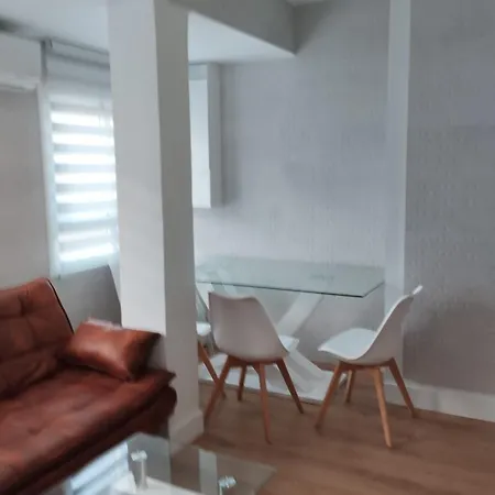 Claudia Apartman Cullera